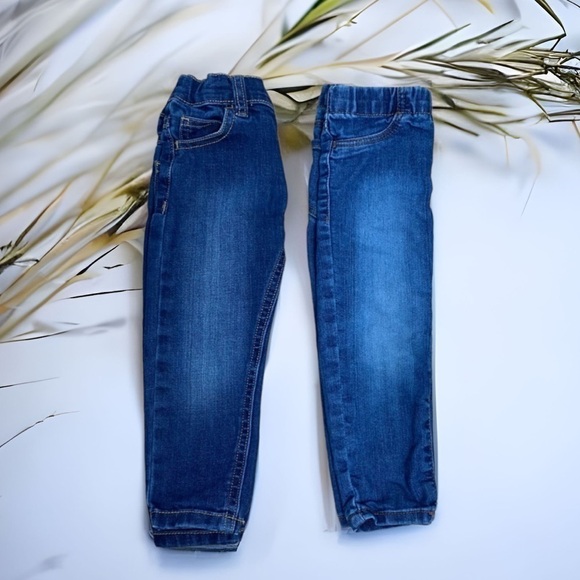 Girls Jean Bundle 2T Blue OshKosh Garanimals - Picture 1 of 9